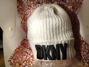 送料無料！DKNY/ダナキャランニューヨーク/ニット帽/未使用品