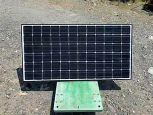 (9）太陽光発電 太陽光パソーラーパネル210W 1個のみ　引き取り限定　岐阜県大垣市近辺