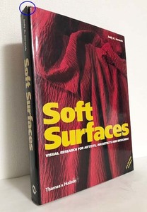 本棚整理 少し小さい破れ有りSoft Surfacesの本 洋書 手工芸 刺繍 プリント ジャガード 染め レース タッセル ラグ カペットカーテン 教材