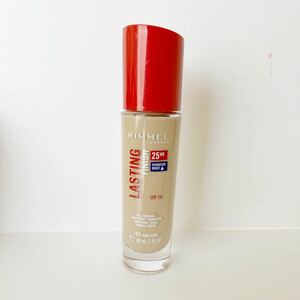 リンメル / ラスティングフィニッシュ ファンデーション 103 トゥルーアイボリー：標準色・30ｍｌ・定価1980円