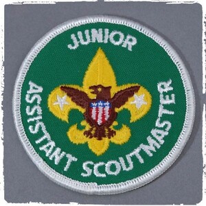 PE81 JUNIOR ASSISTANT SCOUTMASTER ボーイスカウト BSA 丸型 ワッペン パッチ ロゴ エンブレム 輸入雑貨 刺繍