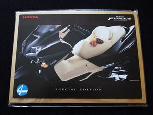 ホンダ　フォルツァ・スペックＳ　２００２年５月　カタログ・美美品・送料込！