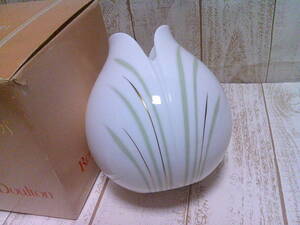 ☆ロイヤルドルトン　Royal　Doulton　花瓶　Impressions　GERALD　GULOTTA　TULIP　VESE☆