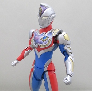 フィギュアライズスタンダード　ウルトラマンデッカー　フラッシュタイプ・アクションベース5　塗装済み完成品