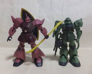  ガンダムマグネットアクション シャア専用ゲルググ・ザク