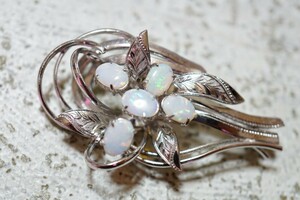 122 天然オパール opal ブローチ ヴィンテージ アクセサリー SILVER刻印 天然石 宝石 色石 カラーストーン 装飾品