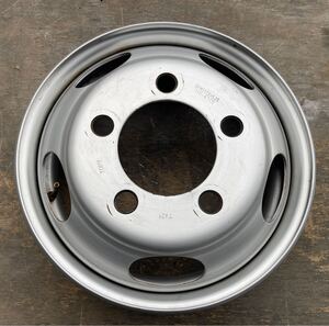 TOPY製 トラックホイール DFM DFMS 17.5x5.25 115-8TC 17.5インチ 5H PCD203.2+115 現状　1本