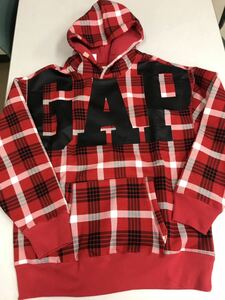 ●ＧＡＰ●新品●L●赤チェック●ＧＡＰロゴパーカー●デニムにあいます●めっちゃ人気の品で完売品です●赤・黒・白●チェック●12.4-2.2