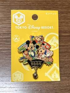 TDR お正月 丑年 ニューイヤー ミッキー &ミニー ピンバッジ