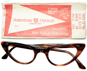 要CHECK未踏ジャンル 優秀個体1960sデッド USA製AOアメリカンオプティカルAMERICAN OPTICAL WスターCATEYEキャットアイ size46/22 AMBER 