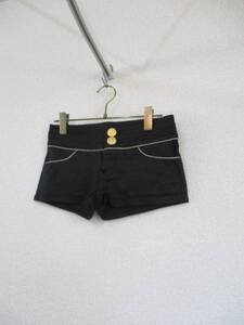 MATERIALGIRL黒ショートパンツ（USED）72116