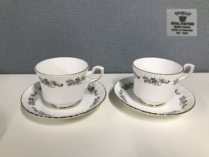 ★ROYAL STAFFORD★Bone China★カップ＆ソーサー セット★ペア 2客 洋食器 金彩 金縁 花図 英国製 高級感 茶器 コーヒー ティー カフェ★