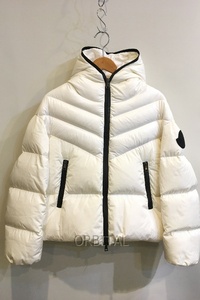 二子玉) MONCLER モンクレール GUENIOC ナイロン フーデッド ダウンジャケット ホワイト レディース 1 定価￥178,000- 国内正規