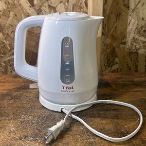 T-fal ティファール 1.8L 大容量 電気ケトル 湯沸かし 電気ポット KO173 美品 動作確認済み 中古品