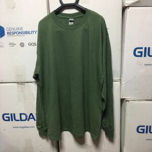 GILDAN ミリタリーグリーン 2XL サイズ 深緑 ダークグリーン ロンT 長袖無地Tシャツ ポケット無し ギルダン オリーブ サバゲー サバイバル