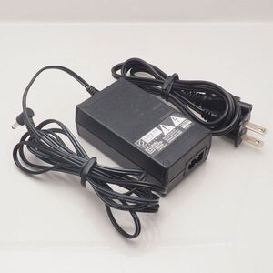 美品 Canon 純正 CA-570 ACアダプター 8.4V 1.5A キャノン 管17277