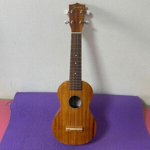 FAMOUS フェイマス UKULELE FS-5G ソプラノウクレレ 中古動作品