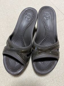 送料込！CROCS クロックス ヒールサンダル　茶色　W5 used