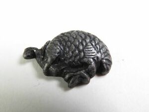 【4686】堤物・刀装具・明治～大正期　オリジナル金具　重量6ｇ（初品・買取品）