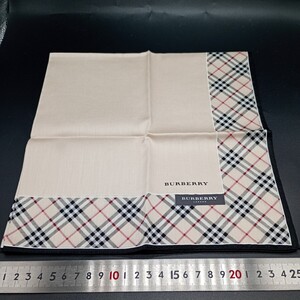 BURBERRY バーバリー ハンカチ ベージュ　チェック　ふちブラック　no.3006