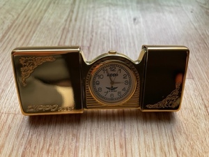 【新品未使用】　ZIPPO TIME TANK Pocket clock（携帯置時計） ゴールドポリッシュ(ボトム刻印1937年)　白文字盤アラビア数字インデックス
