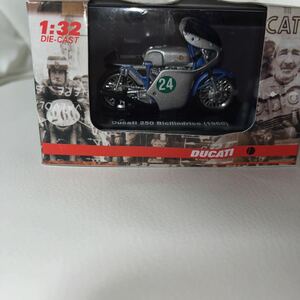 ダイキャスト　1/32 Newray ニューレイ DUCATI ドゥカティ 250 Bicilindrico 1960 バイク　ミニカー　フィギュア　カラーサンプル