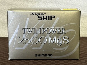 A2　SHIMANO　シマノ　TWINPOWER　ツインパワー　2500Mgs　Super SHIP　スピニングリール　元箱付き　釣り具　フィッシング　現状品