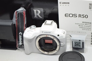 極上品★Canon キヤノン EOS R50 ボディ ホワイト色★元箱付