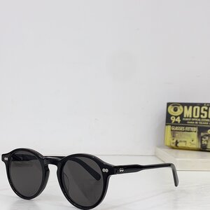 送料無料　MOSCOT モスコット MILTZEN サングラス　アイウエア 日焼け止め セルフレーム フルリム 小顔効果 未使用 49mm TT332