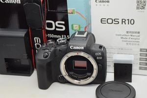 美品★Canon キヤノン EOS R10 ボディ★元箱付