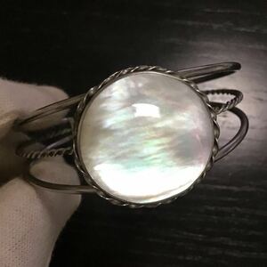 SV925 インディアンジュエリー シルバー バングル 白蝶貝 ☆ ビンテージ SILVER STERLING ナバホ族