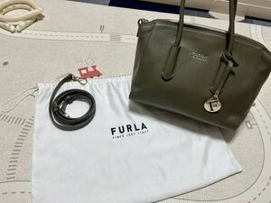 FURLA TESSA S 2way ハンドバッグ 斜めがけ 本革 グリーンカーキ 渋めの緑色 フルラ