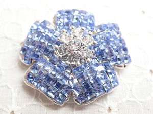 L305　ブローチ フラワーデザイン パヴェ ブルー×クリアカラー ラインストーン Vintage brooch