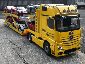 限定品　NZG 1/18 Mercedes Benz Actros Gigaspace + Lohr car transporter ADAC　メルセデス　ベンツ　アクトロス　キャリアカーセット