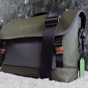 【美品】COACH コーチ メッセンジャーバッグ リーグ バイク A4収納可 ビジネス 斜め掛け クロスボディ バイカラー レザー 革 カーキ メンズ