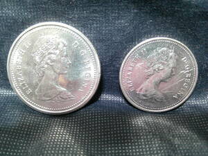 カナダ 1ドル銀貨 1977年 エリザベスⅡ世 女王 カナダ インディアン カヌー ボート 漕艇 1枚 と 50セント銀貨 1978年 1枚 現状中古品にて