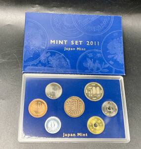 蘇や(HRY147)　2011年　MINT SET　ミントセット　貨幣セット　額面666円　中古品　コンパクトサイズ