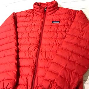 美品☆patagonia/パタゴニア☆ダウンジャケット☆ライトダウン/ダウン85%☆防寒/超軽量☆ブルゾン/アウトドア/登山/レッド/XS