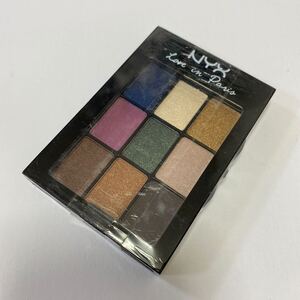 NYX ラブインパリス　アイシャドウパレット　12 アイカラー