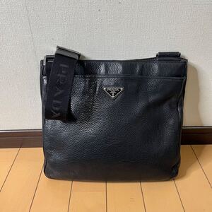 PRADA プラダ ショルダーバッグ サコッシュ ブラック レザー オールレザー