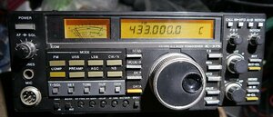 IC-375 ACTYPE【ICOM】430MHz(オールモード)10W 電源は内蔵