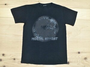 USA古着 モータルコンバット ロゴ Tシャツ sizeS相当 黒 ブラック MORTAL KONBAT ゲーム オフィシャル フェード 雰囲気 アメリカ アメカジ