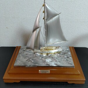 銀製ヨット 7号 Sv985 武比古作 Yacht TAKEHIKO STERLING SILVER シルバー 銀製工芸品 置物 インテリア 金属工芸　0910-A横-TA1