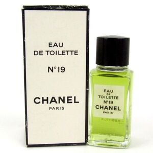 シャネル No19 オードトワレ EDT ほぼ未使用 箱ダメージ有 フレグランス 香水 レディース 19mlサイズ CHANEL