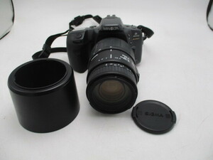 ★☆ミノルタ　MINOLTA　フィルムカメラ　α303si　SUPER　SIGMA　70-300　1：4-5.6　DL　MACRO　稼働品☆★