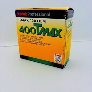 Kodak フィルム 期限切れ 白黒フィルム　モノクロ　 コダック　ロールフィルム　ネガ　B&W 100ft 35mm 30.5m 135 400TMAX 