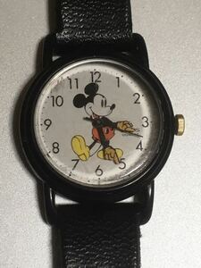 ※送料無料。ミッキー　LORUS Mickey Mouse 女性用Quartz時計です。　　　　　　　新品電池交換済み。