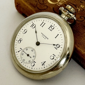 【WALTHAM POCKET WATCH】ウォルサム　アンティーク15石懐中時計 　2.1”（53.4mm）　白色文字盤　スモセコ　ヴィンテージ　s/n22585592