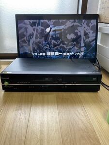 A256 東芝 TOSHIBA ビデオ一体型DVDプレーヤー SD-V800 ジャンク品