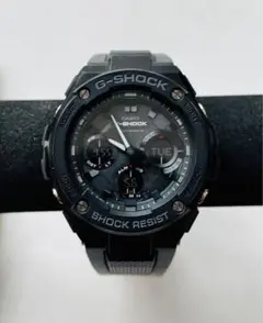 CASIO G-SHOCK GST-W100G